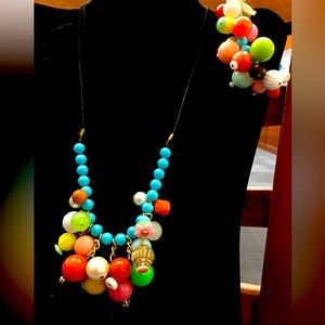 NWOT Cute and Funky Matching Necklace and Bracelet in tropical colors
